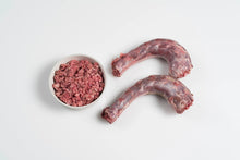 Load image into Gallery viewer, DIY Turkey Carcass Mince (1kg)
